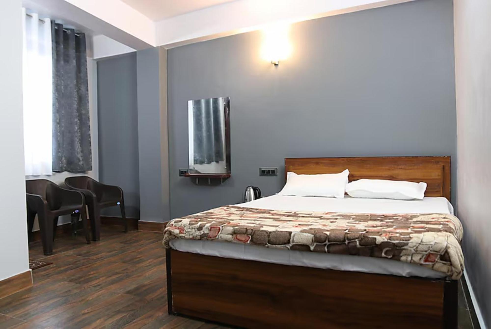 Hotel Pitstop Darjeeling - Excellent Service Recommended & Couple Friendly دارجيلنغ المظهر الخارجي الصورة